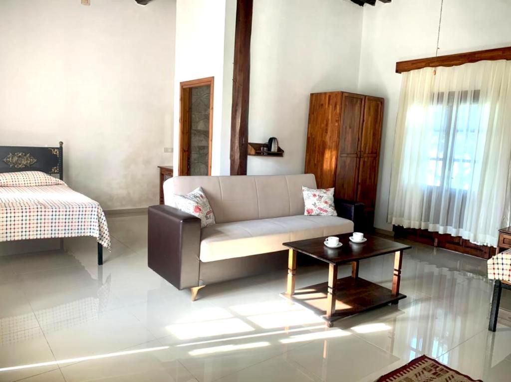 Villa Lembos Hotel Karpaz Rizokarpaso Екстер'єр фото