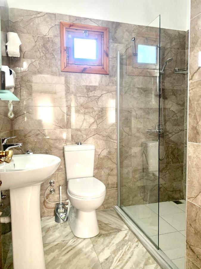 Villa Lembos Hotel Karpaz Rizokarpaso Екстер'єр фото